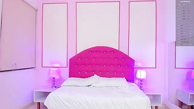 STEFANY MOLL online show from October 2025 04:02:02 AM