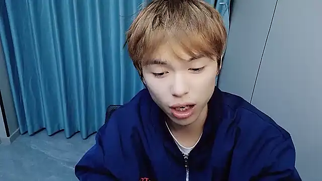 Snapshot of w5206t chatting on April 2026 06:58:01 PM w5206t online show from April 2026 06:58:01 PM