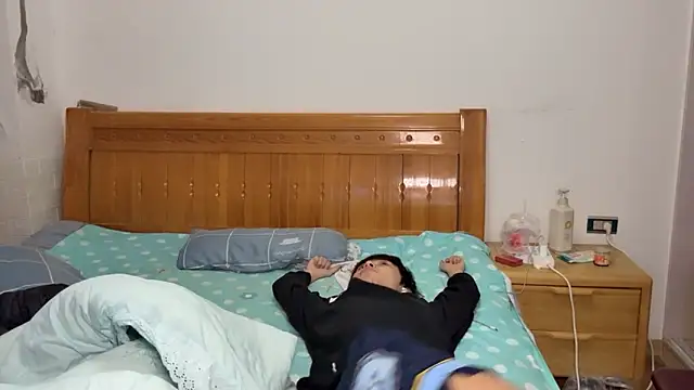 Snapshot of w5206t chatting on October 2025 01:11:01 PM w5206t online show from October 2025 01:11:01 PM