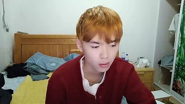 Snapshot of w5206t chatting on December 2025 01:02:02 PM w5206t online show from December 2025 01:02:02 PM