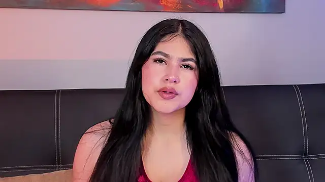 Emma  clark  online show from June 2026 08:08:02 PM