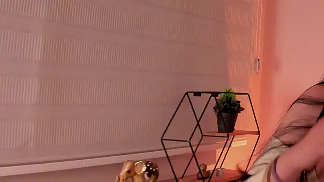 Emma  clark  online show from March 2026 12:22:02 PM