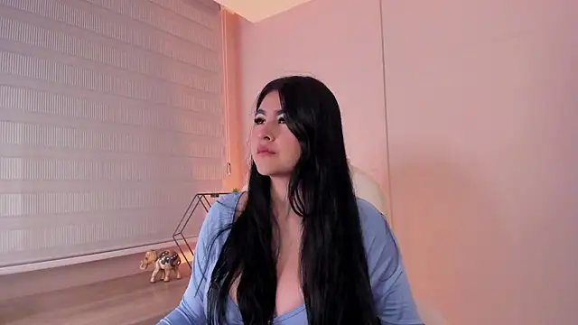 Emma  clark  online show from March 2026 12:23:01 PM