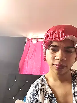 Snapshot of milabiggcoock chatting on September 2025 06:07:01 PM milabiggcoock online show from September 2025 06:07:01 PM