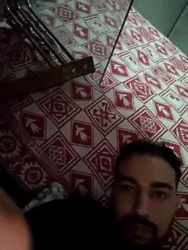 Aliii1657 online show from December 2025 12:00:01 AM