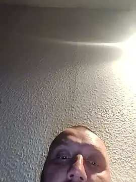 Snapshot of Brutalle88 chatting on November 2025 07:52:02 PM Brutalle88 online show from November 2025 07:52:02 PM