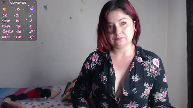 Snapshot of evangeline_lover chatting on March 2026 12:13:01 PM evangeline lover online show from March 2026 12:13:01 PM