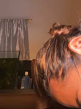 Snapshot of Danicute_ chatting on December 2025 08:15:02 AM Danicute online show from December 2025 08:15:02 AM