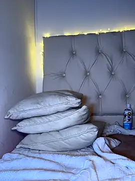 Snapshot of Danicute_ chatting on December 2025 08:46:01 AM Danicute online show from December 2025 08:46:01 AM