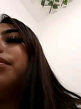 Lili milk20 online show from March 2026 07:14:02 PM