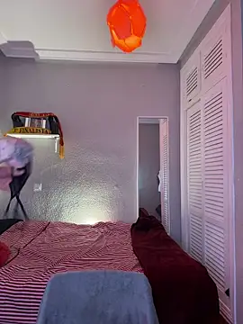 Snapshot of lacattiva chatting on February 2026 03:54:01 PM lacattiva online show from February 2026 03:54:01 PM