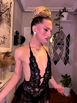 Snapshot of lacattiva chatting on September 2025 05:39:02 PM lacattiva online show from September 2025 05:39:02 PM