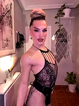 Snapshot of lacattiva chatting on November 2025 12:38:02 PM lacattiva online show from November 2025 12:38:02 PM