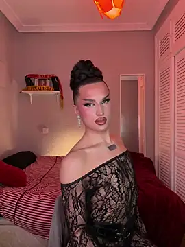 Snapshot of lacattiva chatting on February 2026 04:32:01 AM lacattiva online show from February 2026 04:32:01 AM