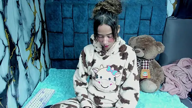 ValentinaKlean online show from June 2026 01:10:01 AM