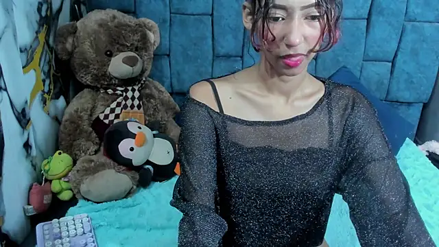 Snapshot of ValentinaKlean chatting on July 2026 01:24:02 AM ValentinaKlean online show from July 2026 01:24:02 AM