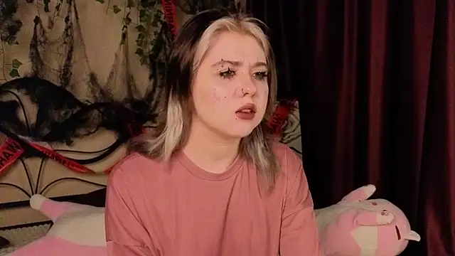 IrisSoCute online show from November 2025 11:14:01 AM