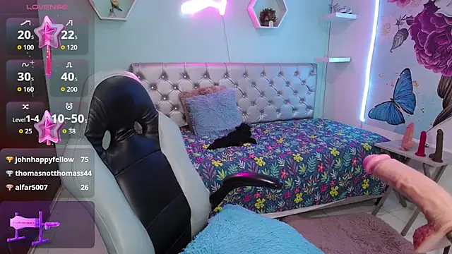 thalia mills19 online show from March 2026 08:38:01 AM