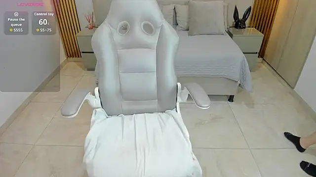 Keisha jalal online show from December 2025 07:37:02 PM