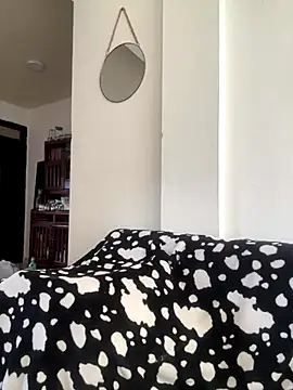 Snapshot of Zara_Bel chatting on October 2025 06:29:02 PM Zara Bel online show from October 2025 06:29:02 PM