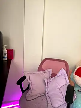 Zara Bel online show from December 2025 06:11:02 PM