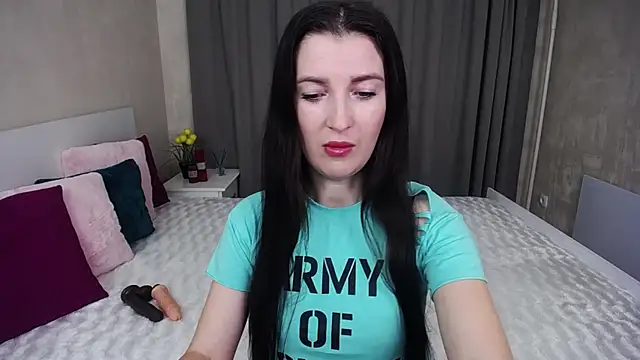 EvelinCuper online show from November 2025 06:14:02 AM