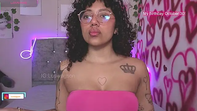 LuckySwagson online show from October 2025 05:17:01 AM