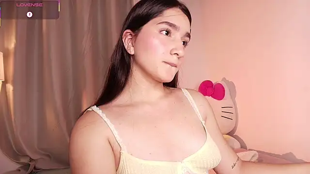 Snapshot of dulceangel__ chatting on October 2025 02:23:02 AM dulceangel online show from October 2025 02:23:02 AM