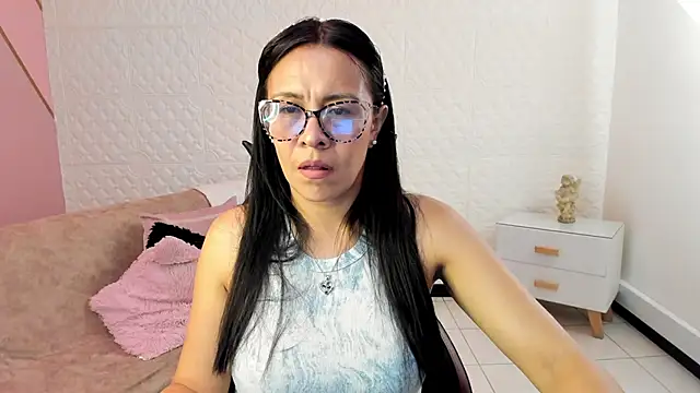 Eva mermaid online show from December 2025 02:30:02 PM