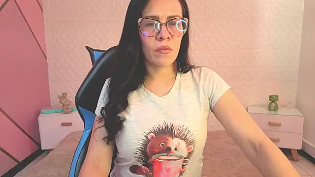 Eva mermaid online show from May 2026 02:59:02 PM