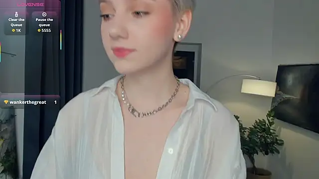 OdelynaAsp online show from October 2025 12:39:02 PM