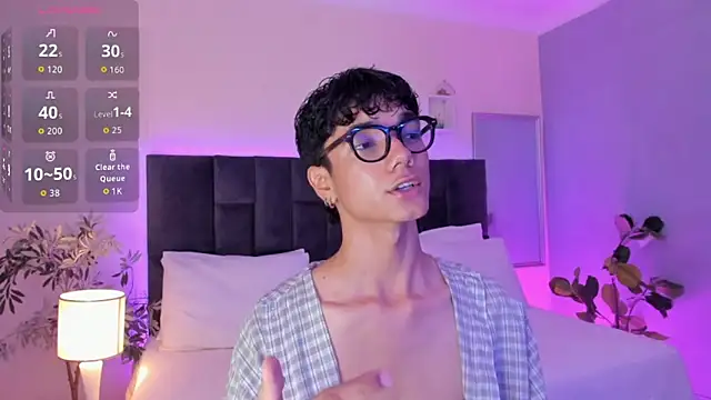 Snapshot of Phillicious__ chatting on November 2025 10:20:02 PM Phillicious online show from November 2025 10:20:02 PM