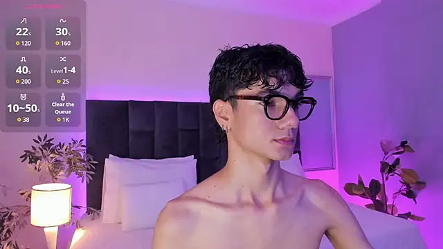 Snapshot of Phillicious__ chatting on November 2025 11:19:02 PM Phillicious online show from November 2025 11:19:02 PM