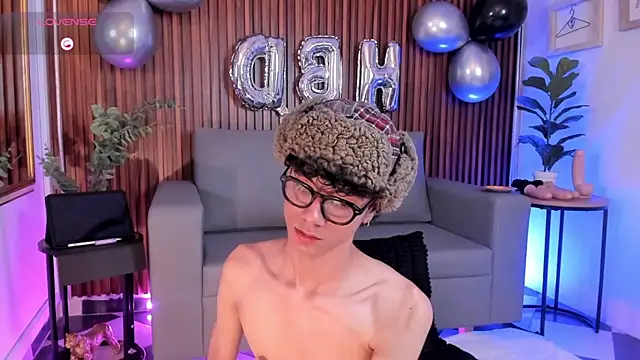 Phillicious   online show from February 2026 09:48:02 PM