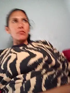 Snapshot of gattycahot chatting on December 2025 06:40:01 PM gattycahot online show from December 2025 06:40:01 PM