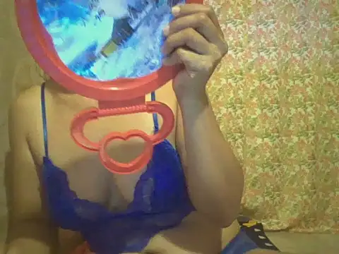 Snapshot of sexymorenal18 chatting on October 2025 05:39:01 AM sexymorenal18 online show from October 2025 05:39:01 AM