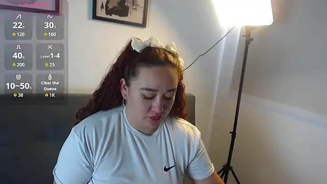 Paris boobsbbw online show from October 2025 09:25:02 PM