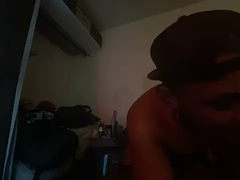 GirThyDock online show from November 2025 03:27:01 PM