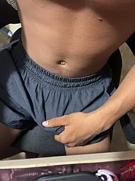 Snapshot of Marcocad chatting on February 2026 05:27:02 AM Marcocad online show from February 2026 05:27:02 AM