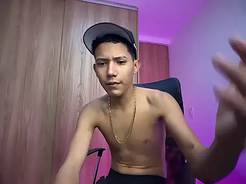 Toy boy777 online show from March 2026 10:43:02 AM