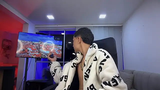 Toy boy777 online show from February 2026 02:44:02 AM