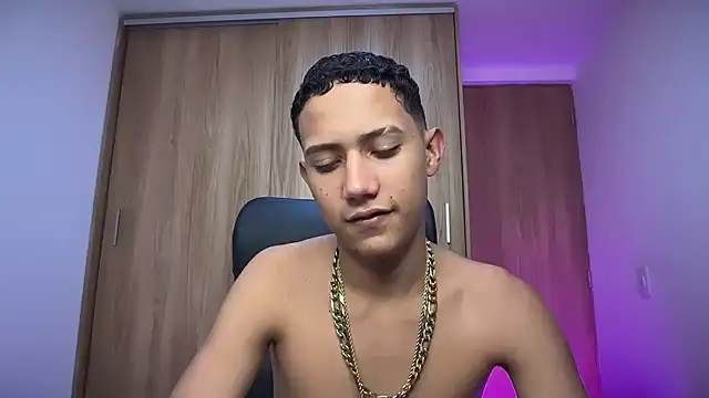 Toy boy777 online show from February 2026 12:13:02 AM