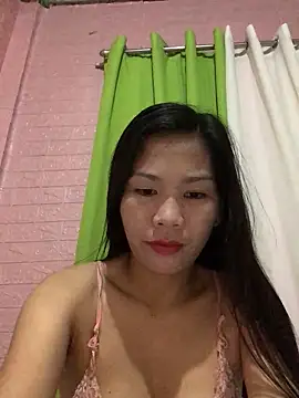 Snapshot of Cleo17 chatting on May 2026 02:00:02 PM Cleo17 online show from May 2026 02:00:02 PM