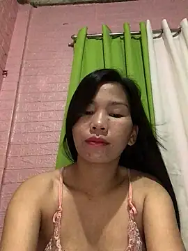 Snapshot of Cleo17 chatting on May 2026 04:04:02 PM Cleo17 online show from May 2026 04:04:02 PM
