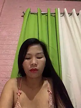 Snapshot of Cleo17 chatting on May 2026 12:47:02 PM Cleo17 online show from May 2026 12:47:02 PM