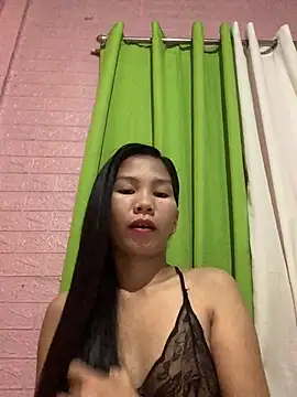 Cleo17 online show from April 2026 02:51:01 PM