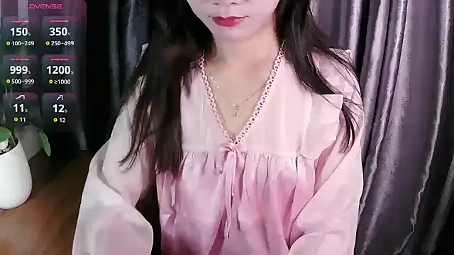 Snapshot of Mai_aug chatting on October 2025 03:24:01 PM Mai aug online show from October 2025 03:24:01 PM