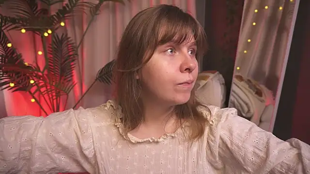 Snapshot of Sense_Of_Rosemary chatting on December 2025 05:40:02 AM Sense Of Rosemary online show from December 2025 05:40:02 AM