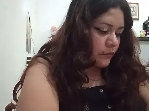 Snapshot of Kitty_WetXxX chatting on July 2026 02:09:01 AM Kitty WetXxX online show from July 2026 02:09:01 AM
