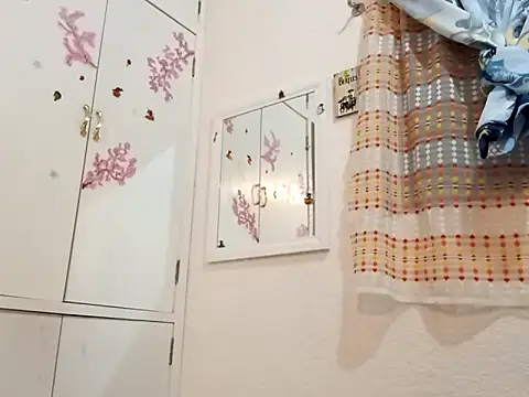 Kitty WetXxX online show from November 2025 12:21:02 AM